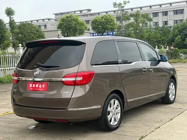 Buick GL8 2016