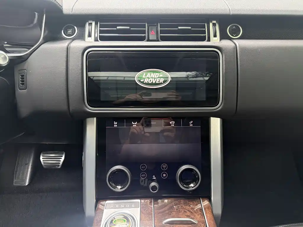 Land Rover Range Rover 2020 — фото 20
