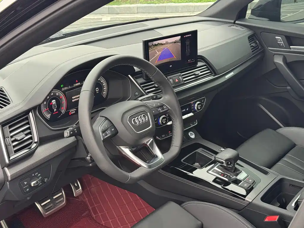 Audi Q5L 2024 — фото 6