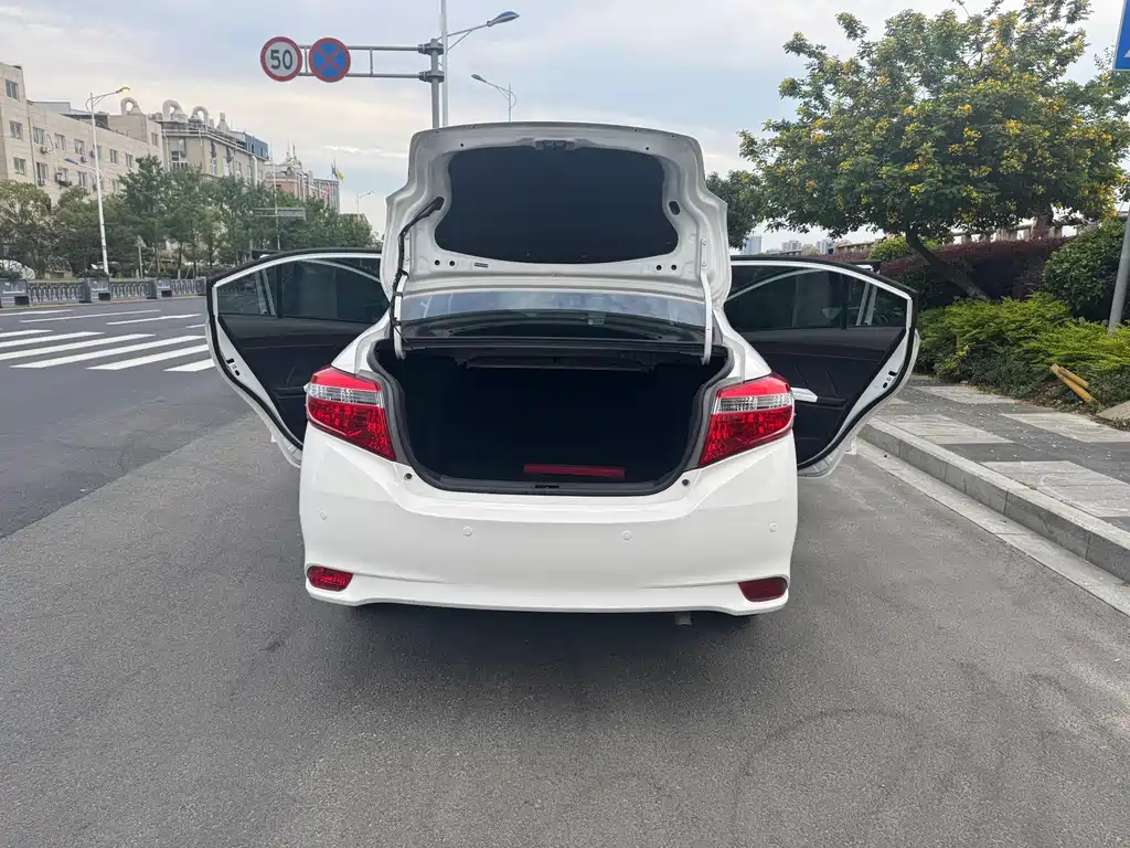 Toyota Vios 2016 — фото 13