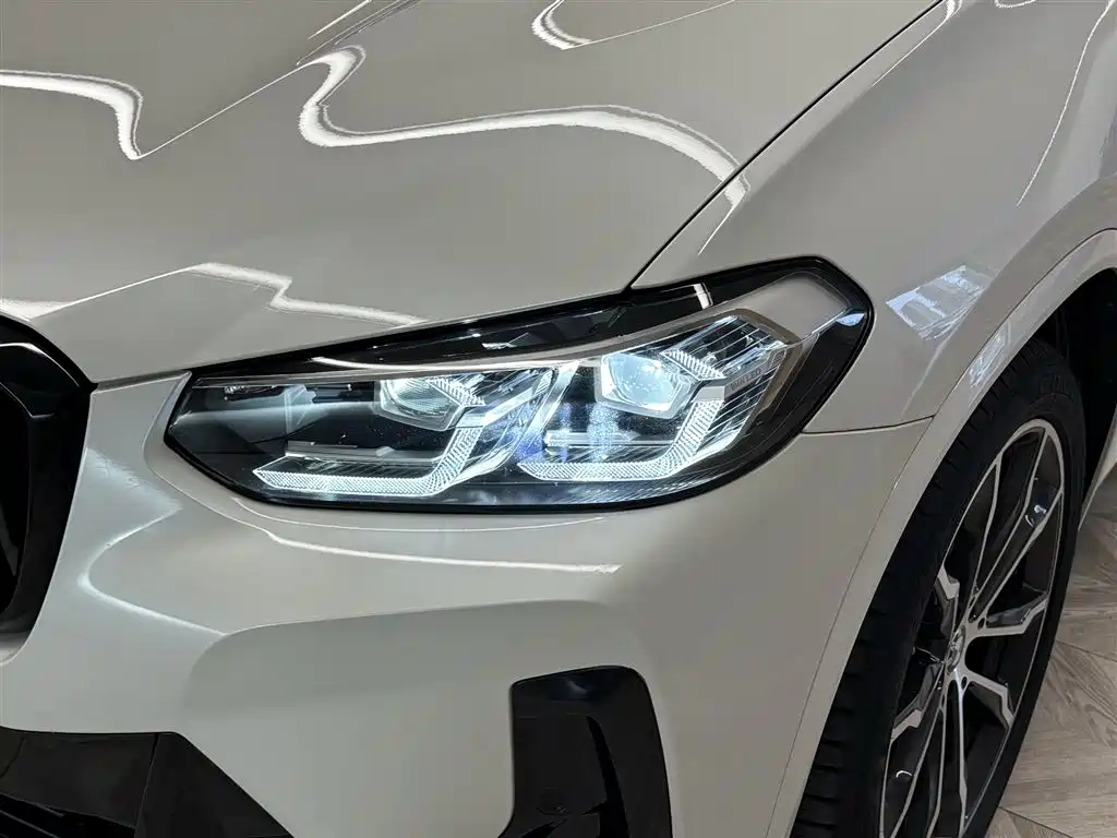 BMW X3 2021 — фото 9