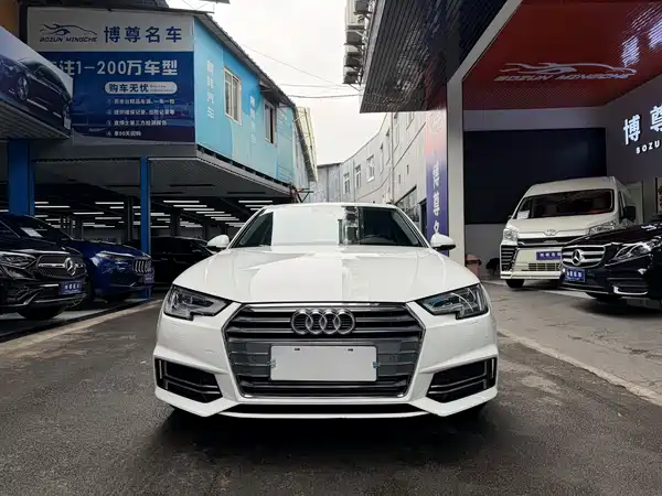 Audi A4L 2018