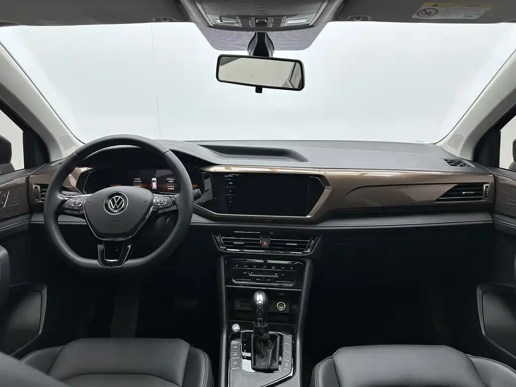 Volkswagen Tharu 2023