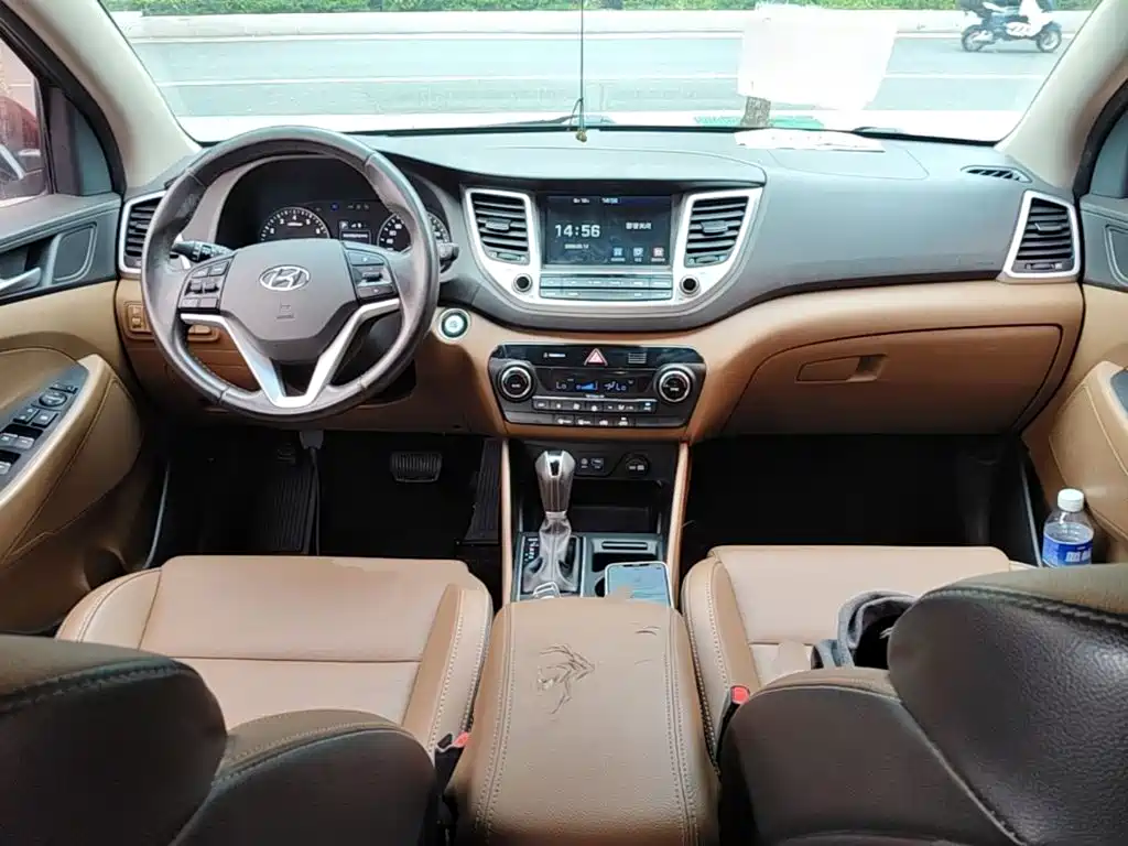 Hyundai Tucson 2016 — фото 10
