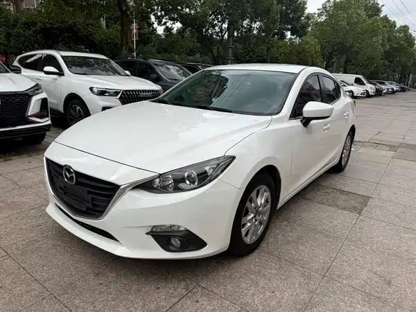 Mazda 3 Axela 2016