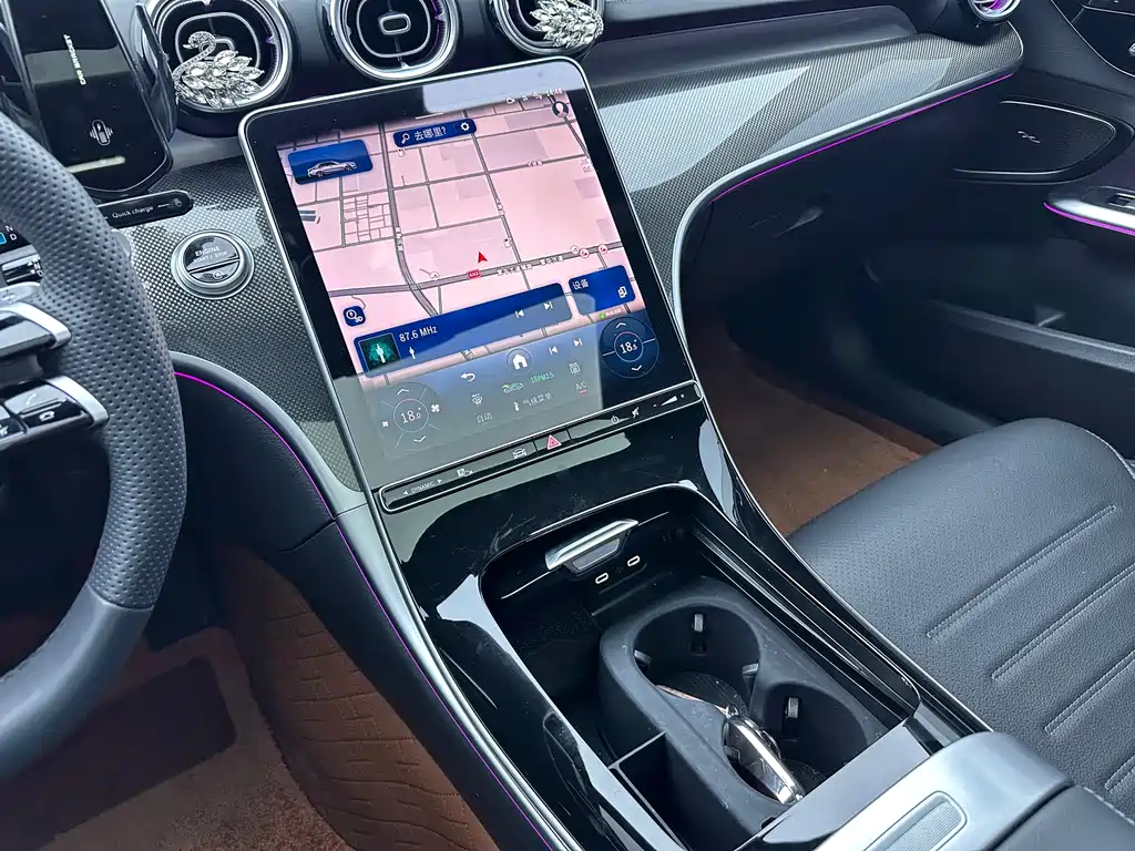 Mercedes-Benz C-Class 2025 — фото 13