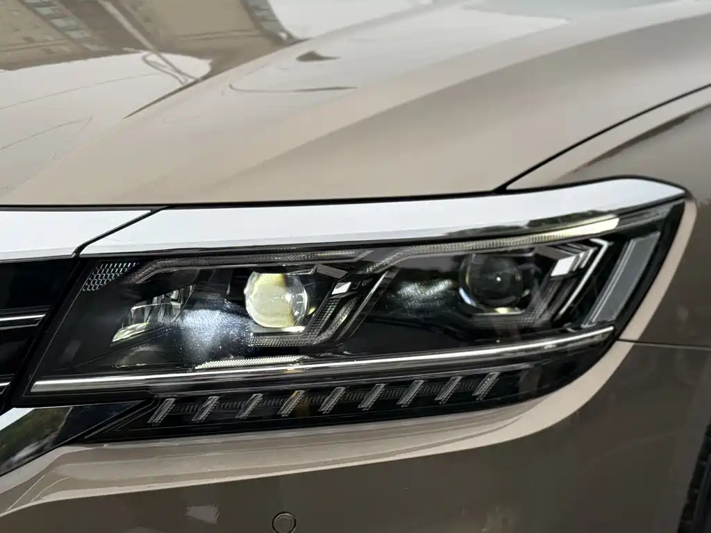 Volkswagen Passat 2021 — фото 4