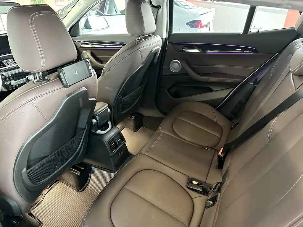 BMW X2 2022 — фото 13