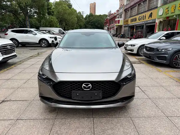 Mazda 3 Axela 2021