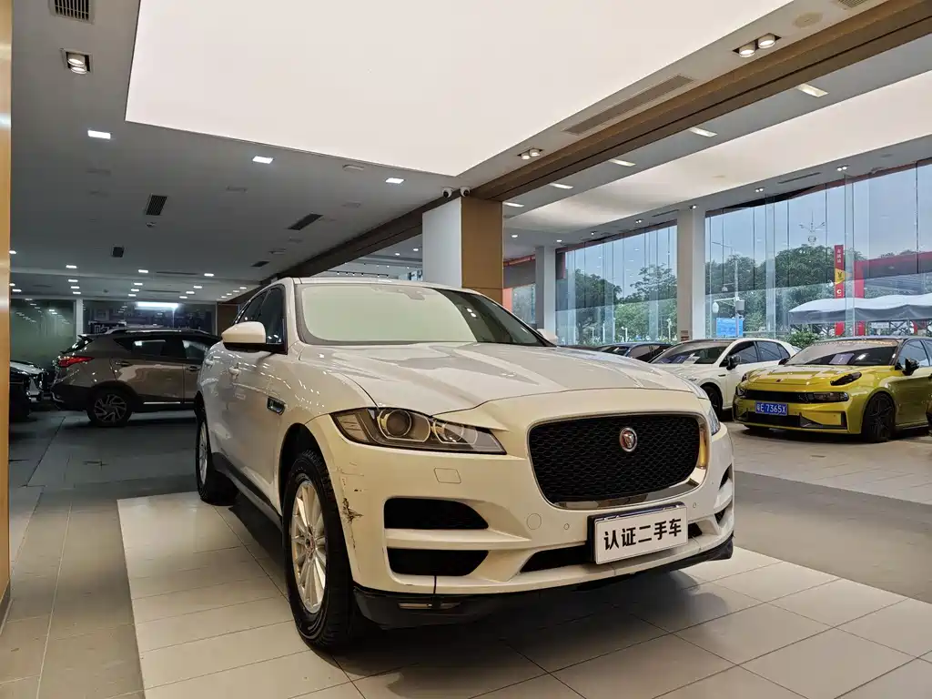 Jaguar F-PACE 2018 — фото 5