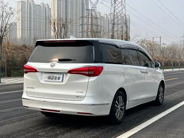 Buick GL8 2018