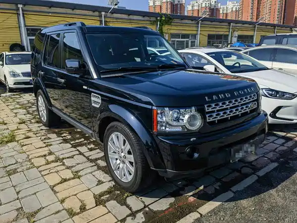 Land Rover Discovery 2012