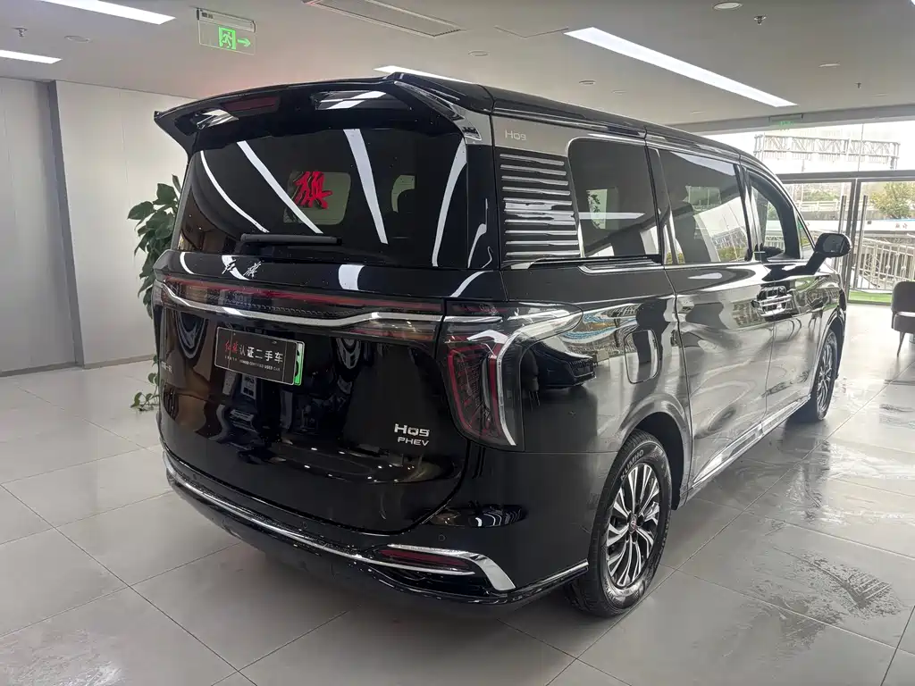 Hongqi HQ9 PHEV 2025 — фото 5