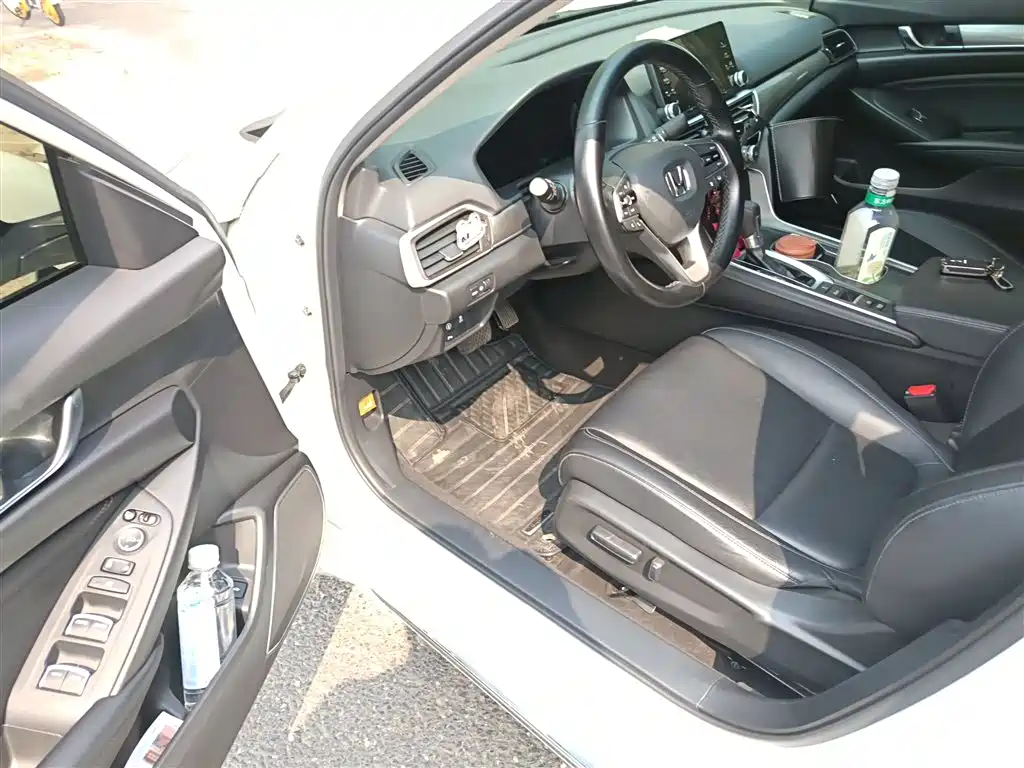 Honda Accord 2021 — фото 14