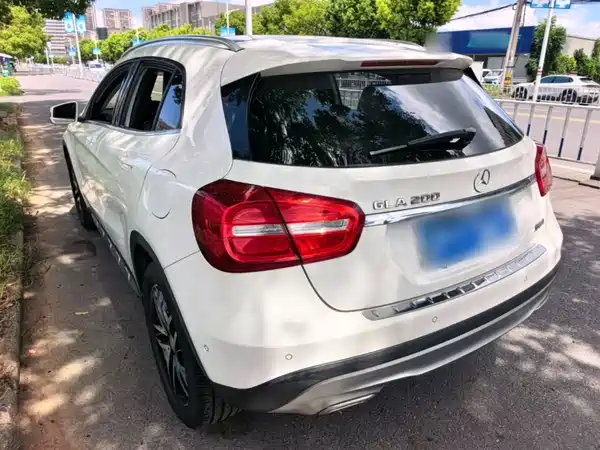 Mercedes-Benz GLA 2016