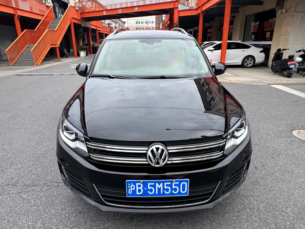 Volkswagen Tiguan 2015 — фото 2