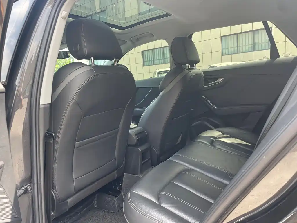 Audi Q2L 2022