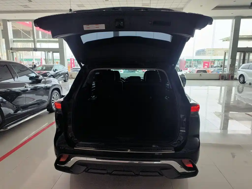 Toyota Highlander 2021 — фото 15