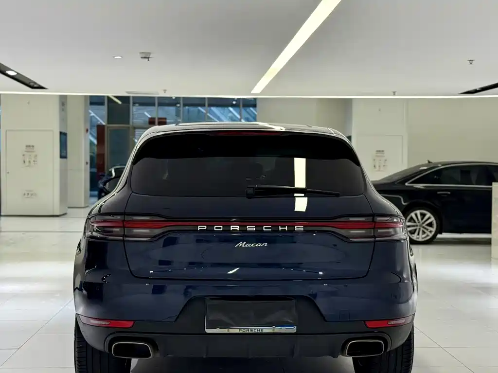 Porsche Macan 2019 — фото 12