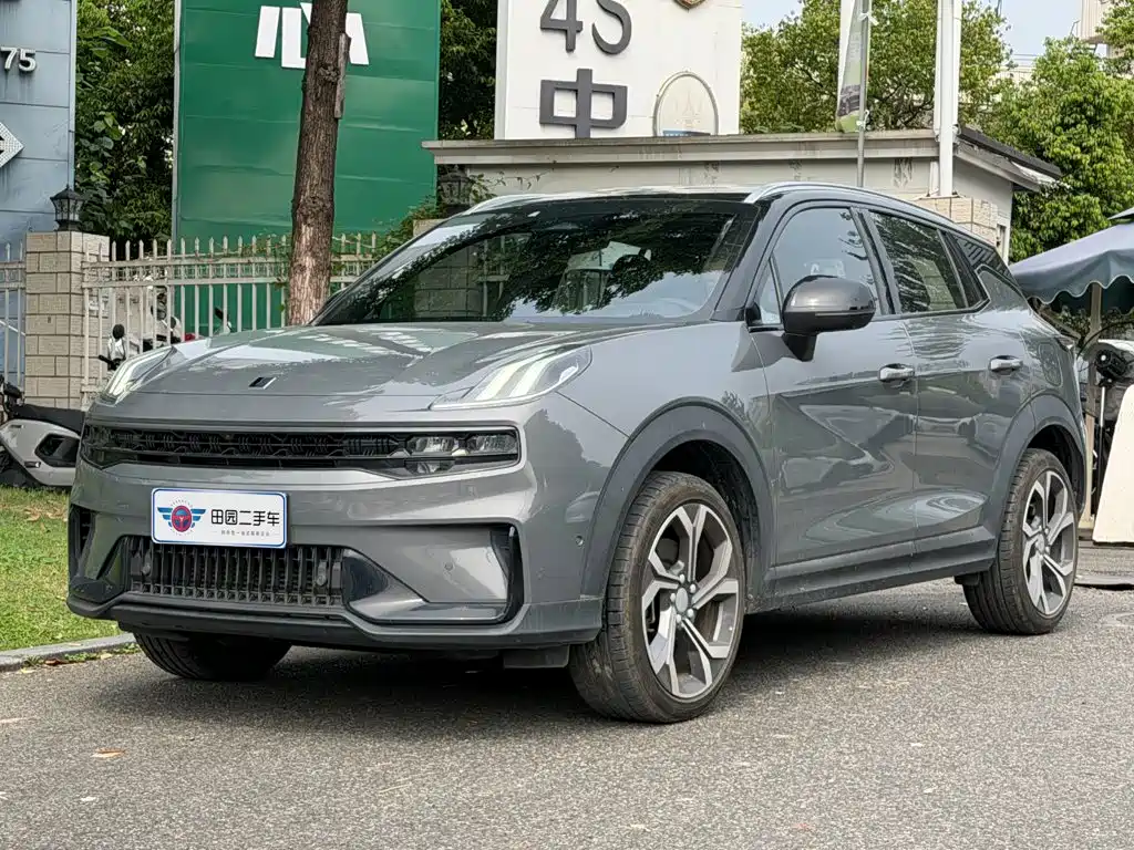 Lynk & Co 06 2023