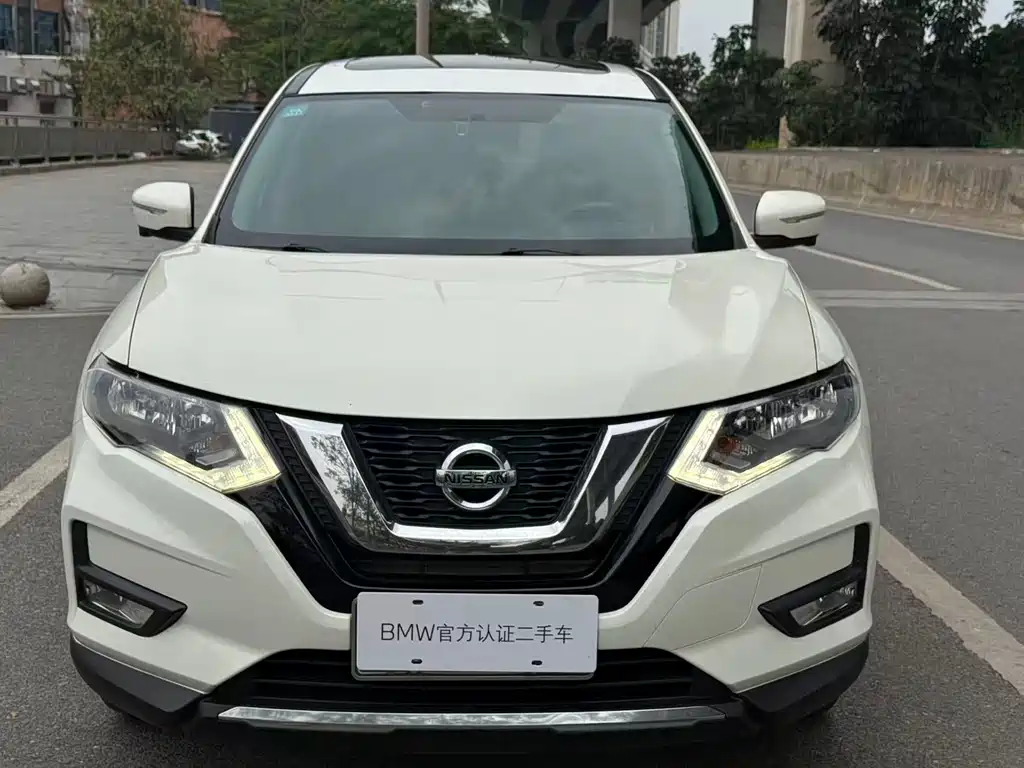Nissan X-Trail 2017 — фото 2