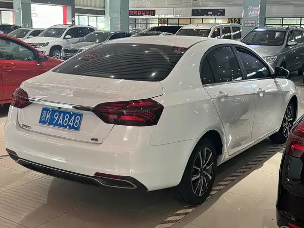 Geely Emgrand 2019