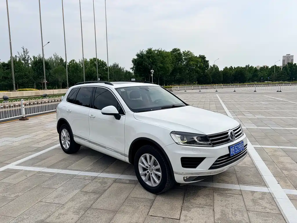 Volkswagen Touareg 2016 — фото 6