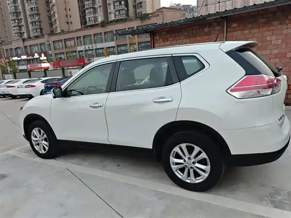 Nissan X-Trail 2014