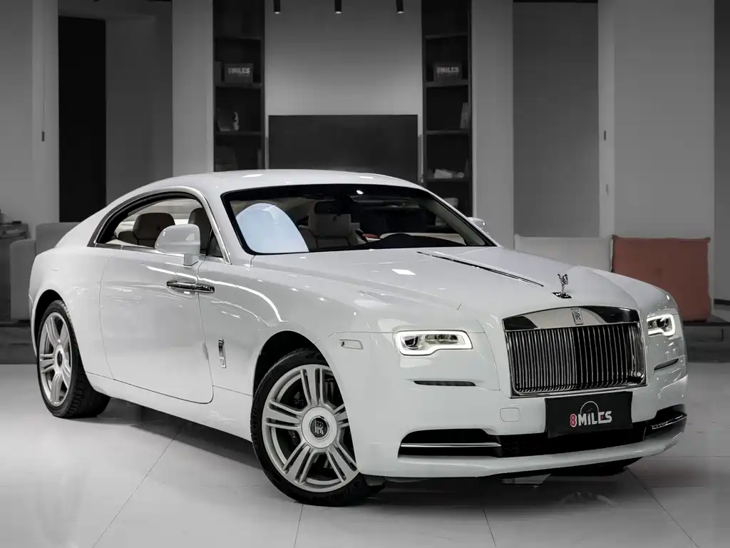 Rolls-Royce Phantom 2017 — фото 1