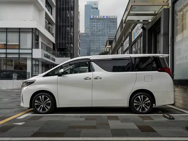 Toyota Alphard 2018