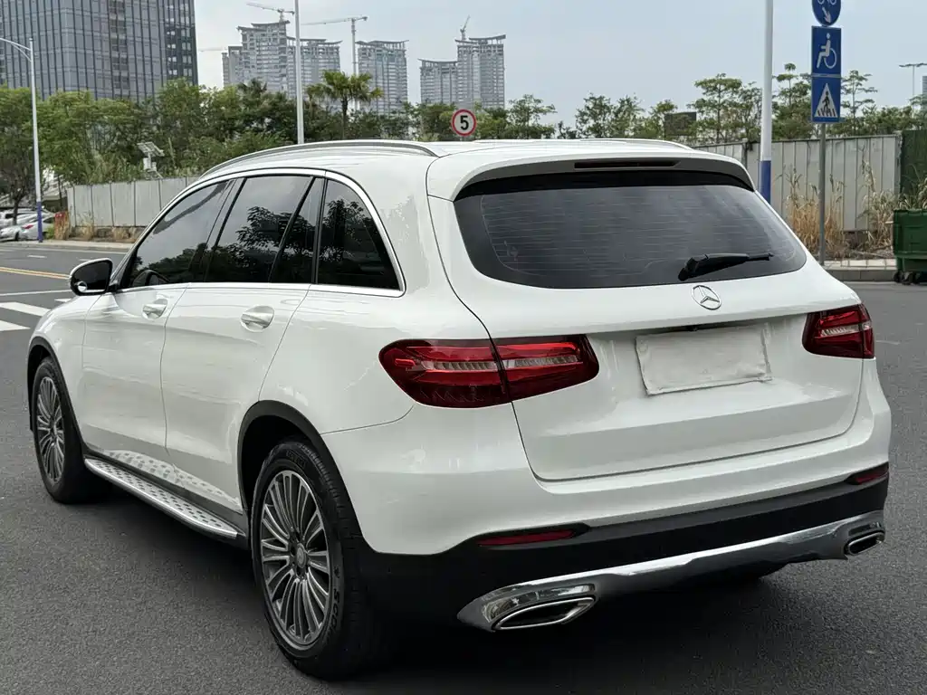 Mercedes-Benz GLC 2016 — фото 12