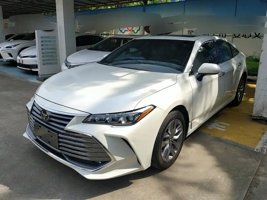 Toyota Avalon 2020
