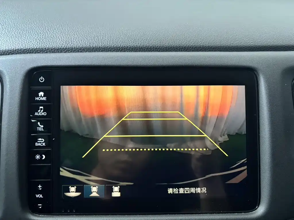 Honda Vezel 2022 — фото 16