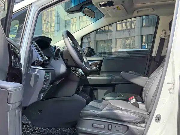Honda Elysion 2021