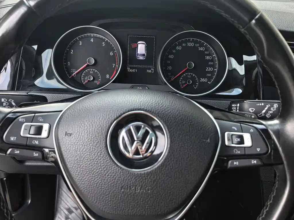 Volkswagen Golf 2015 — фото 11