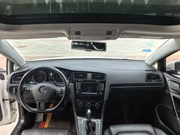 Volkswagen Golf 2014