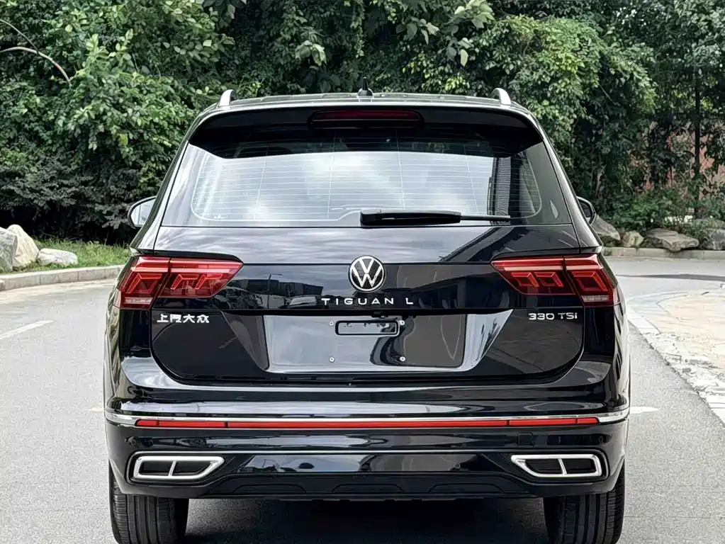 Volkswagen Tiguan L 2023 — фото 4