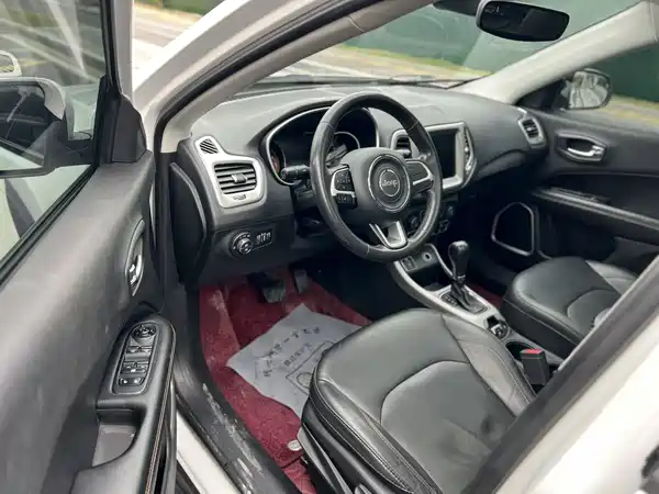 Jeep Compass 2017
