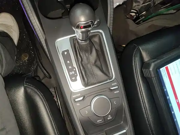 Audi Q2L 2018
