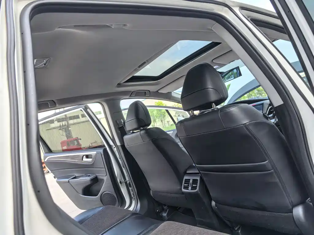 Honda Jade 2018 — фото 16
