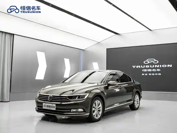 Volkswagen Magotan 2016