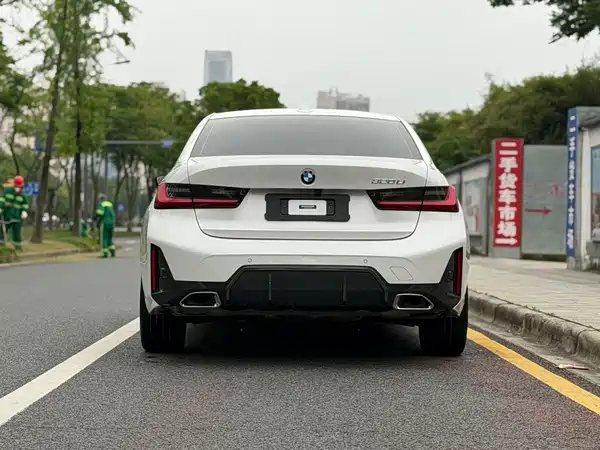 BMW 3 Series 2023