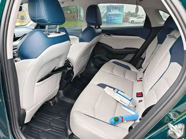 Geely Xingrui 2021