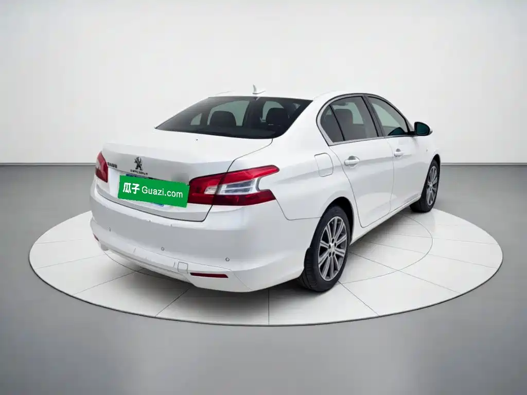 Peugeot 408 2015 — фото 6