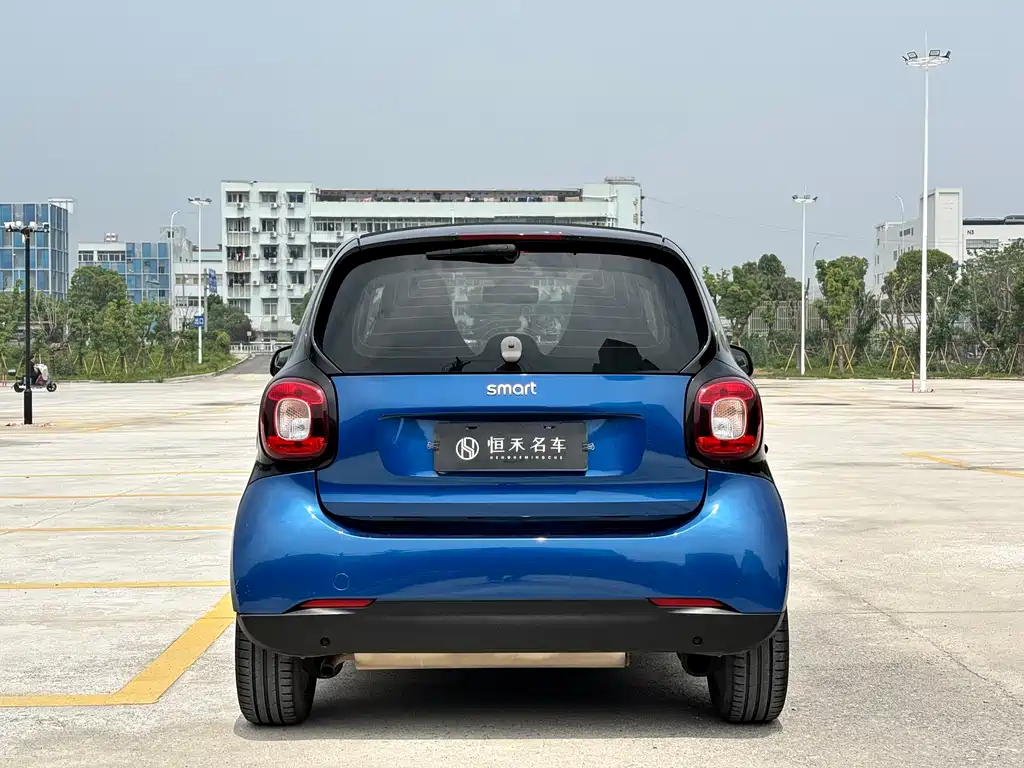 smart Fortwo 2018 — фото 5