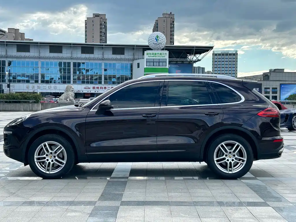 Porsche Cayenne 2016 — фото 5