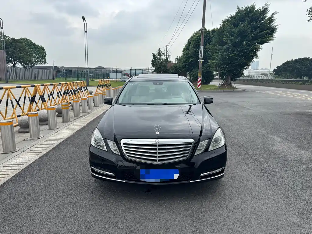 Mercedes-Benz E-Class 2012