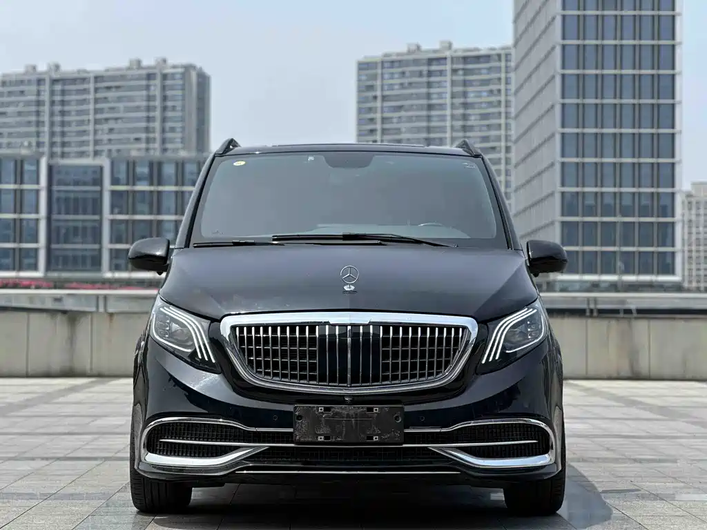 Mercedes-Benz Vito 2023 — фото 2