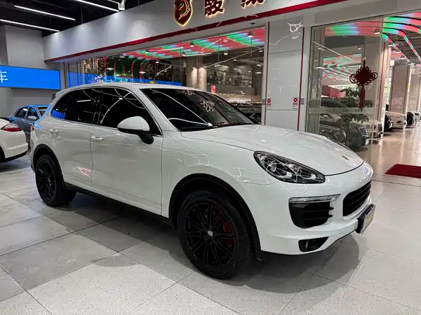 Porsche Cayenne 2015
