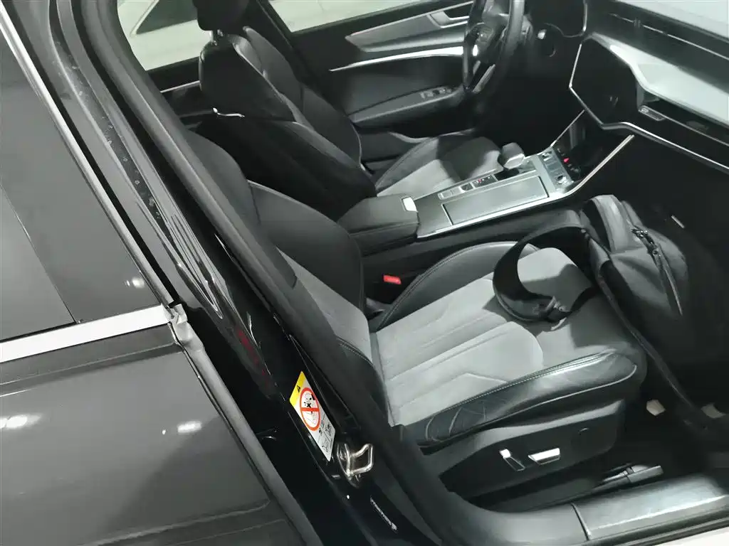 Audi A6L 2023 — фото 25